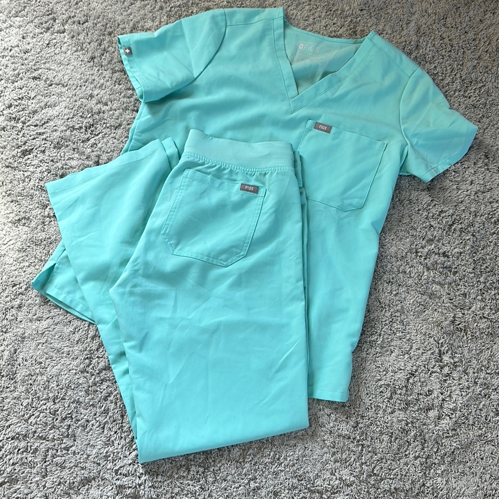 FIGS S scrubs